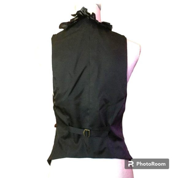 Elizabeth and James Women's Dramatic Ruffle Vest - Picture 4 of 6